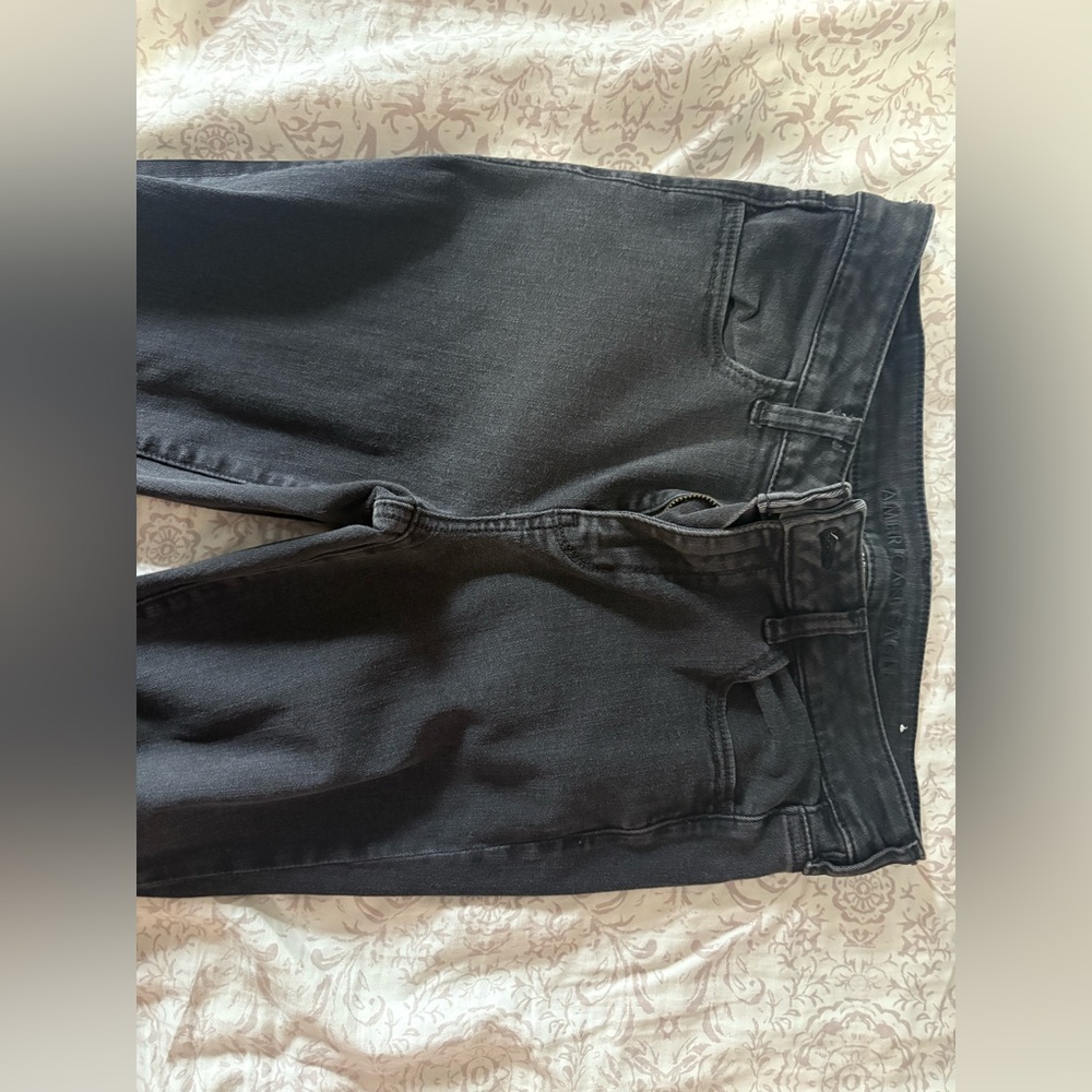 American Eagle Outfitters Distressed Black Skinny Jeans/Jeggings - Picture 3 of 4